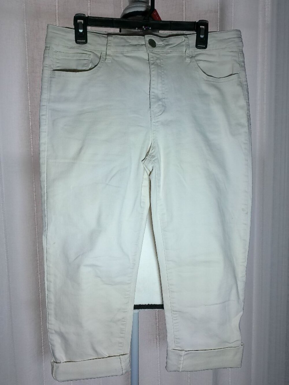 PROSPERITY 5 Pocket Button Zip Cream Peddle Pusher Cuffed Denim Jeans 32